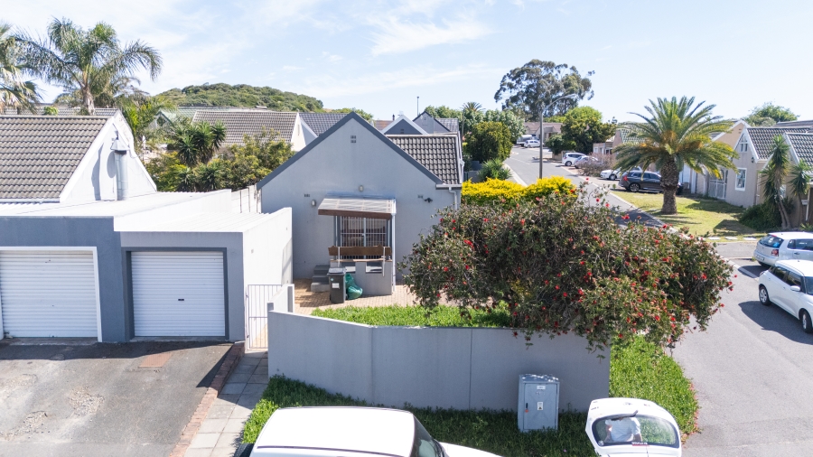 2 Bedroom Property for Sale in Protea Village Western Cape